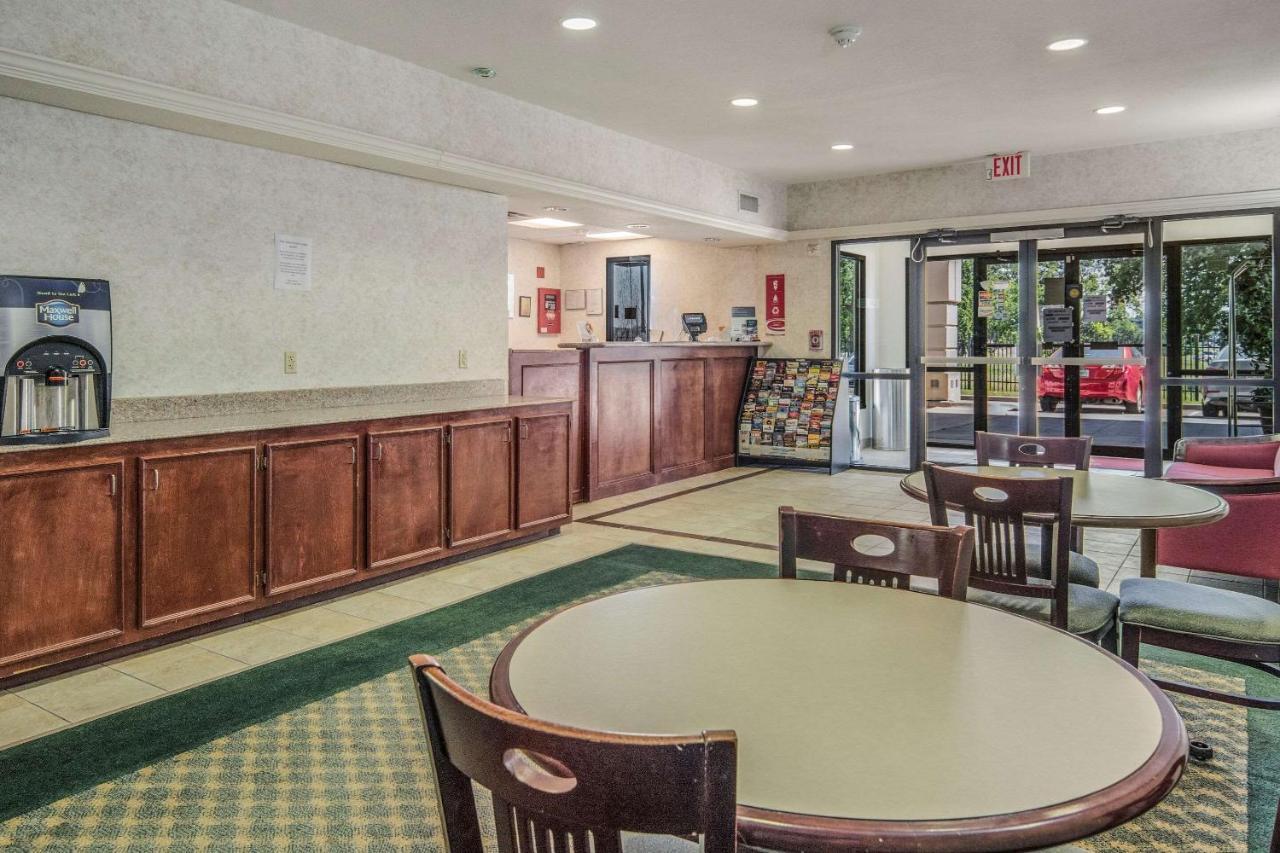 Econo Lodge וות'רפורד מראה חיצוני תמונה