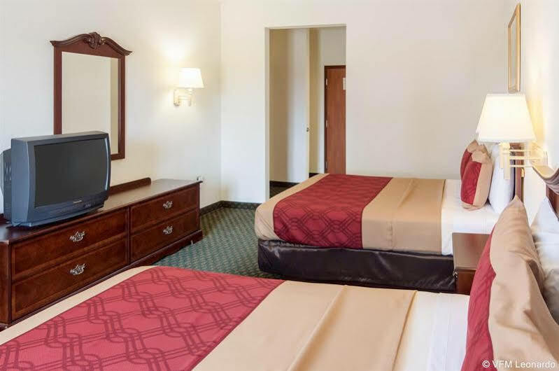 Econo Lodge וות'רפורד מראה חיצוני תמונה